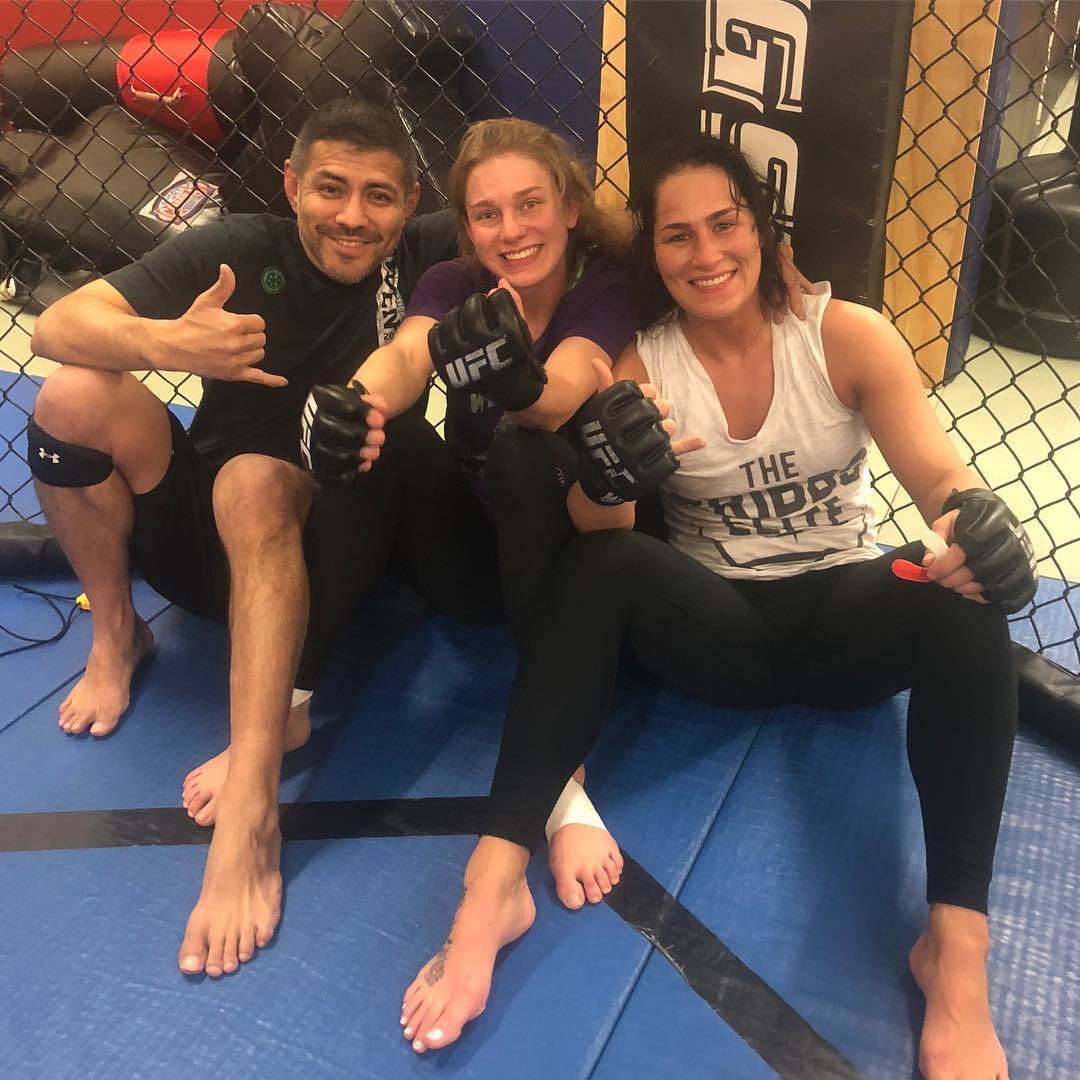 Jessica Eye Feet
