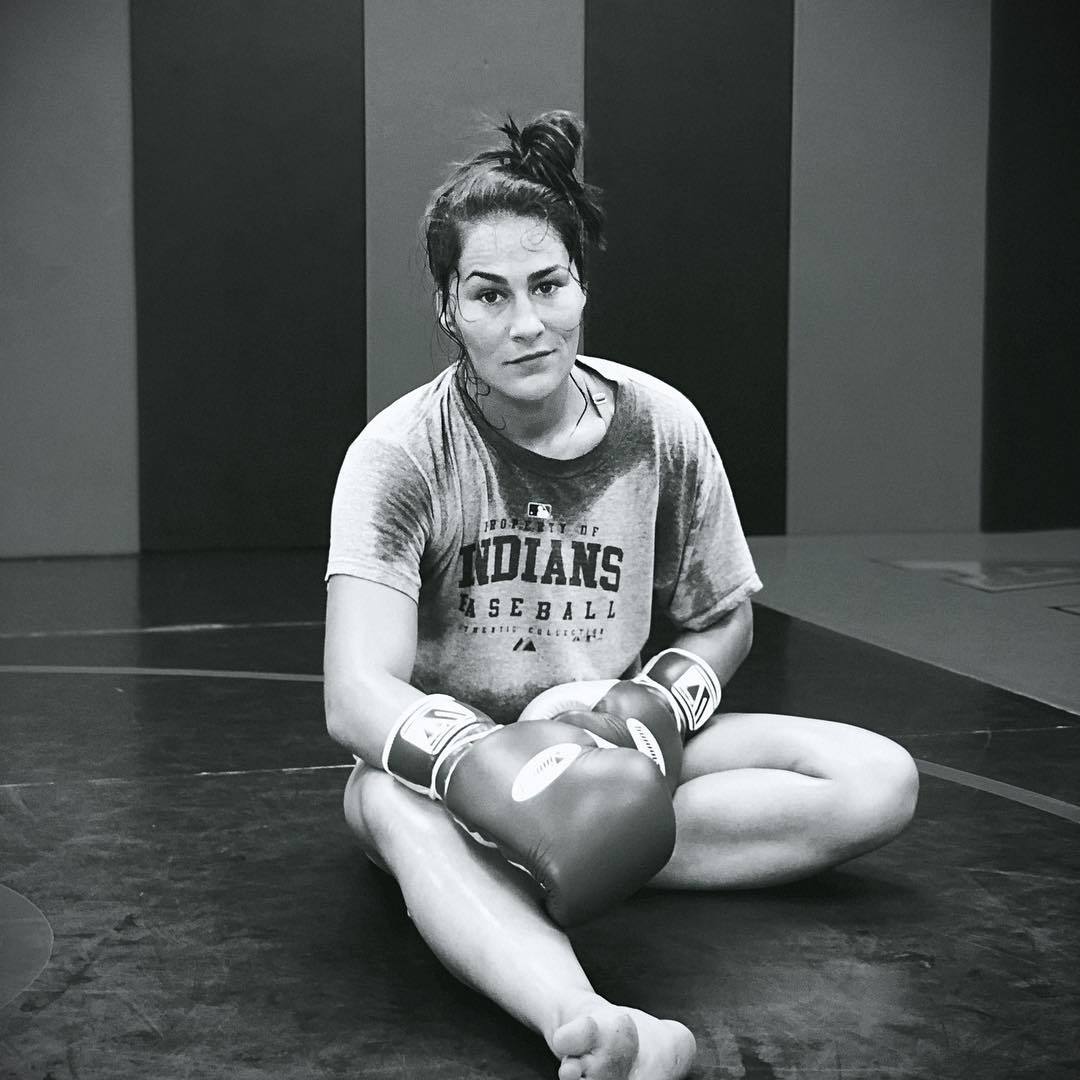 Jessica Eye Feet