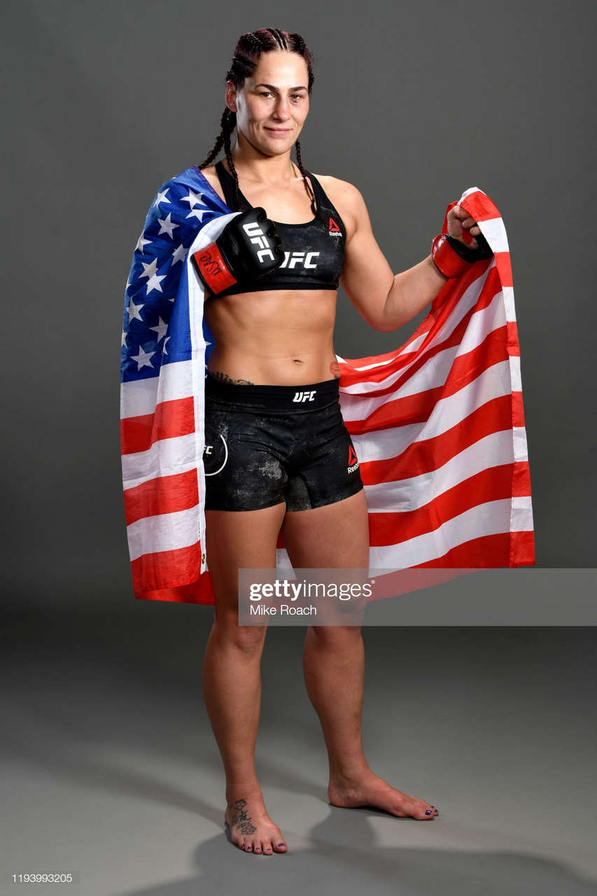 Jessica Eye Feet