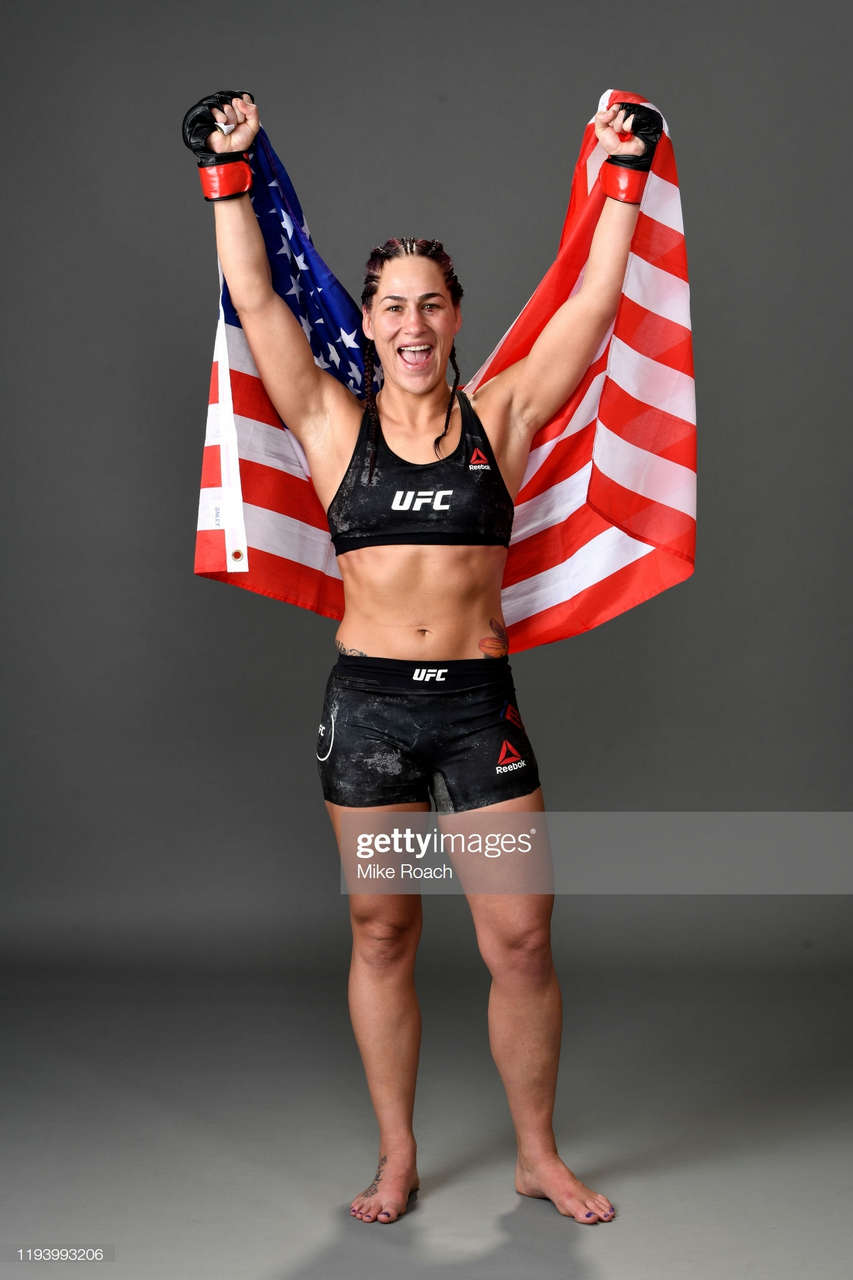 Jessica Eye Feet