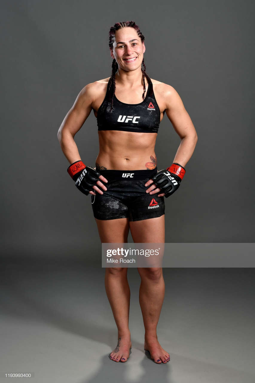 Jessica Eye Feet