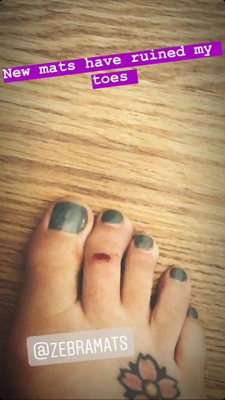 Jessica Eye Feet