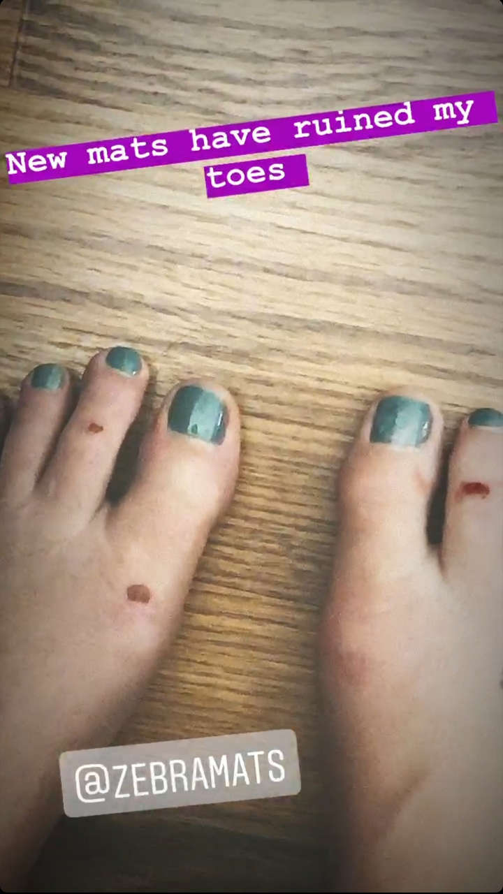 Jessica Eye Feet
