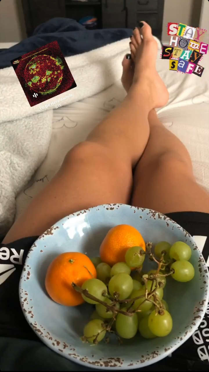 Jessica Eye Feet