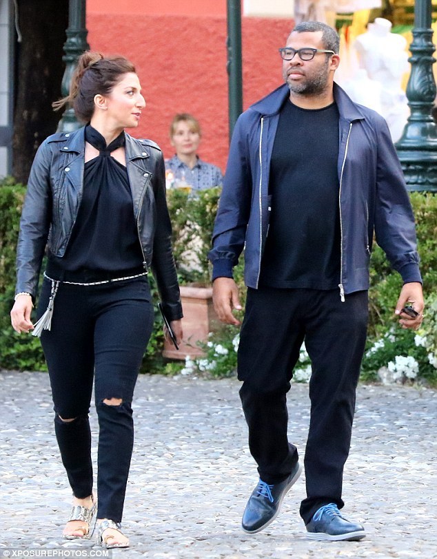 Chelsea Peretti Feet