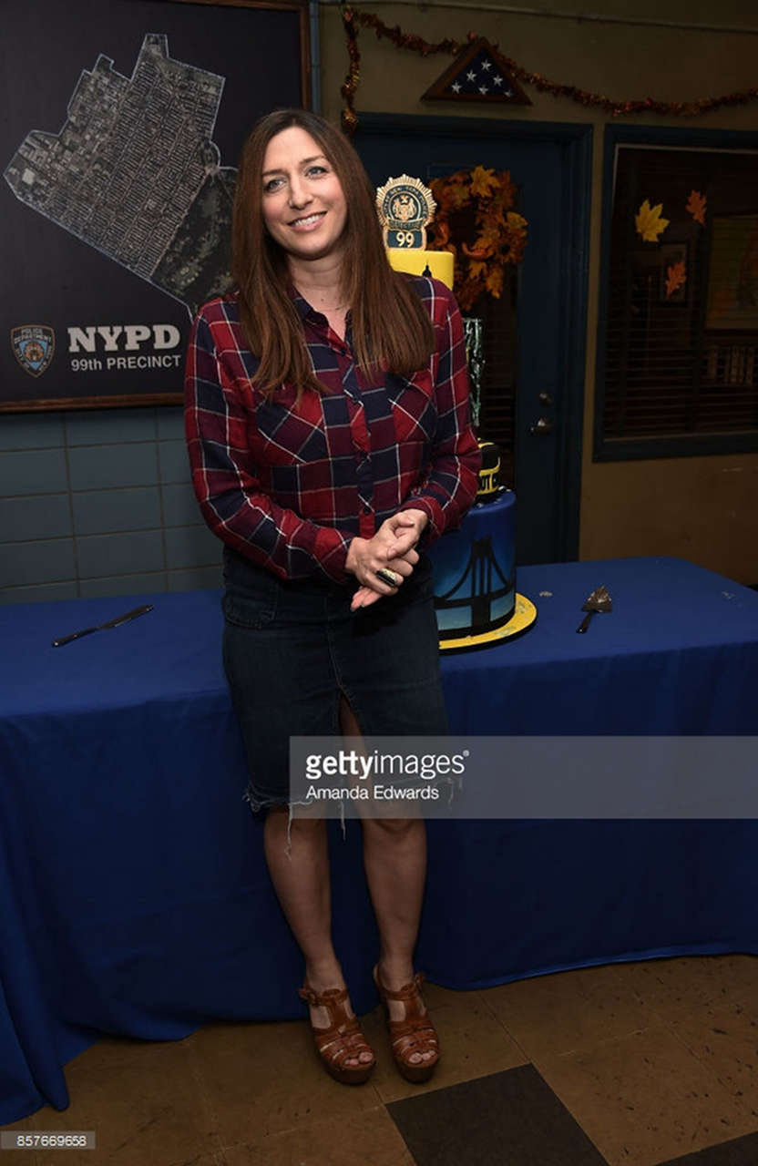 Chelsea Peretti Feet
