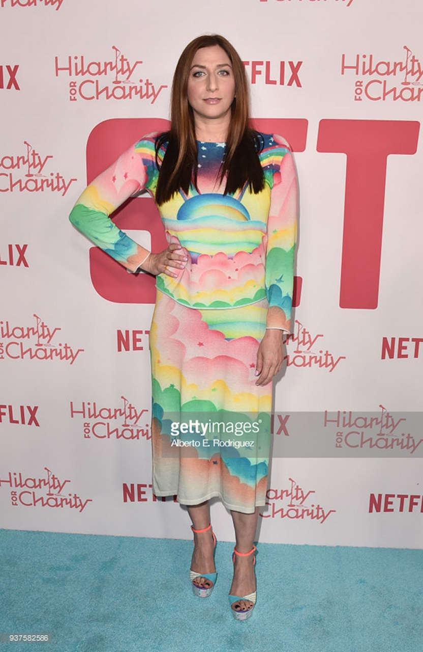 Chelsea Peretti Feet