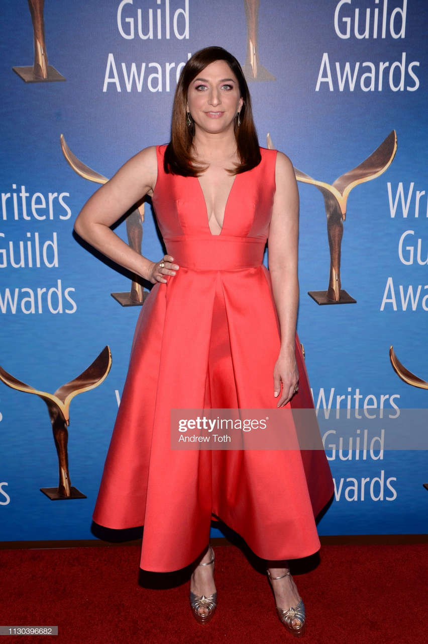 Chelsea Peretti Feet