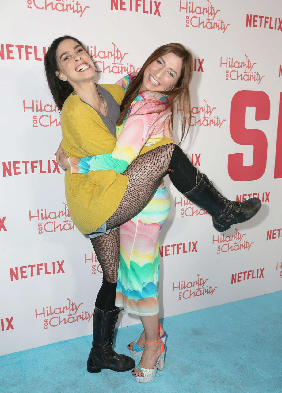 Chelsea Peretti Feet