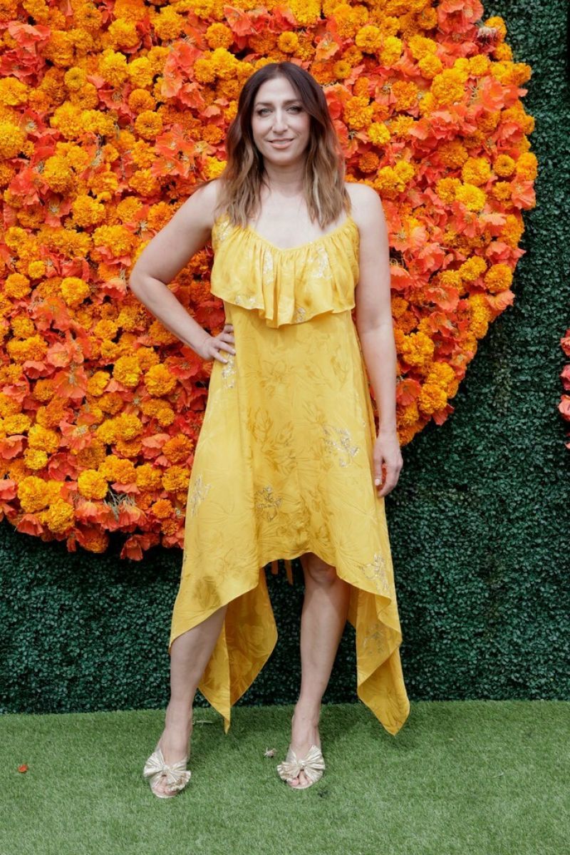 Chelsea Peretti Feet