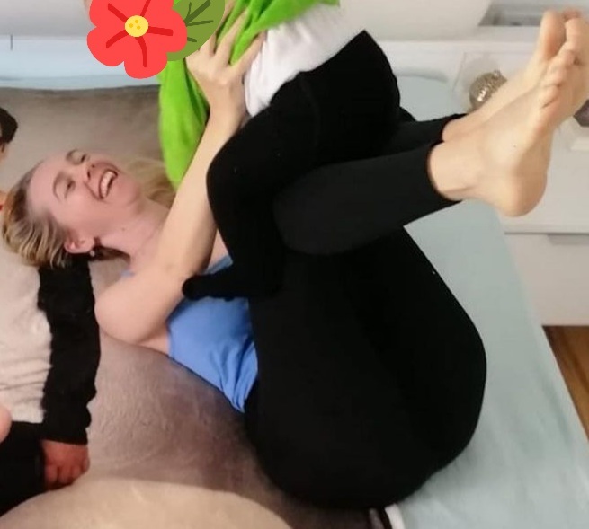 Julia Fljat Feet