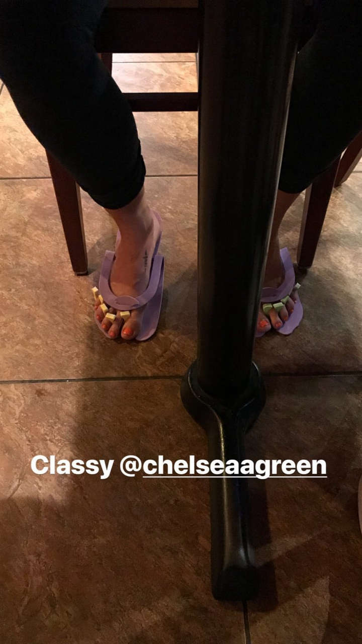 Chelsea Green Feet