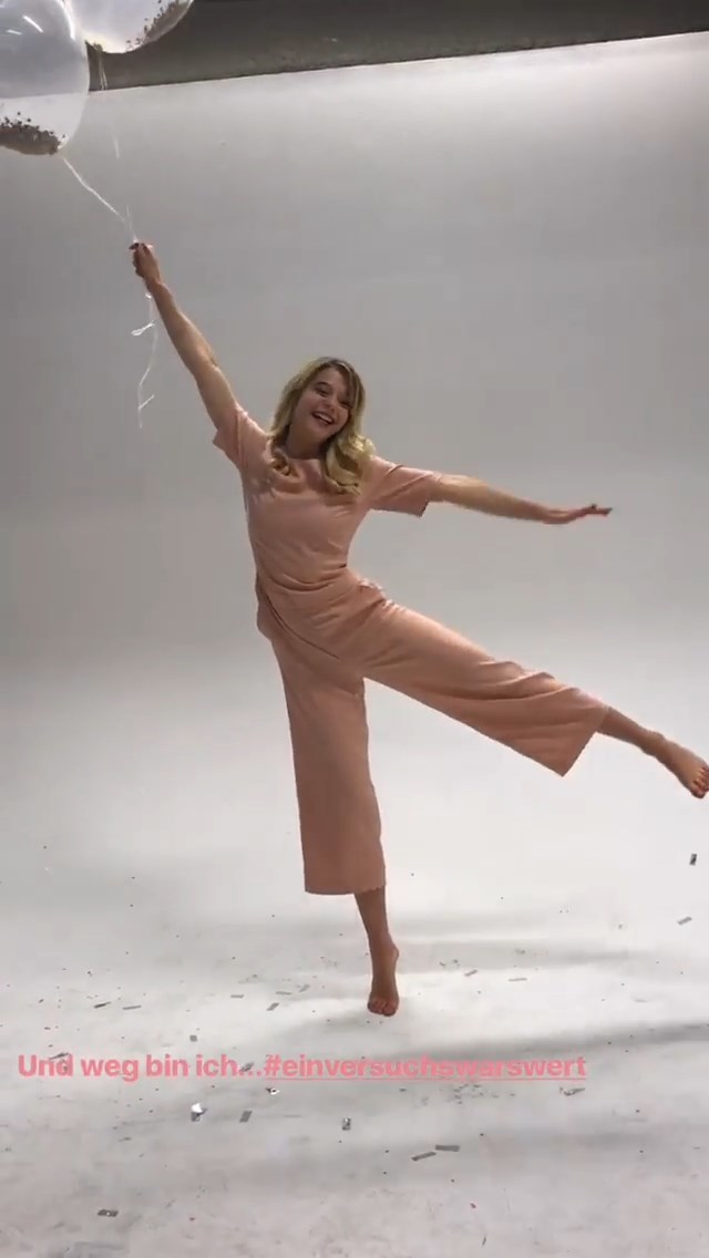 Lisa Marie Koroll Feet