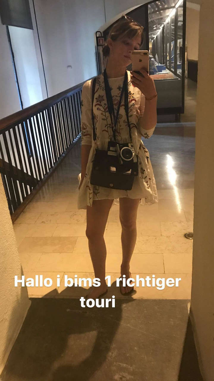 Lisa Marie Koroll Feet