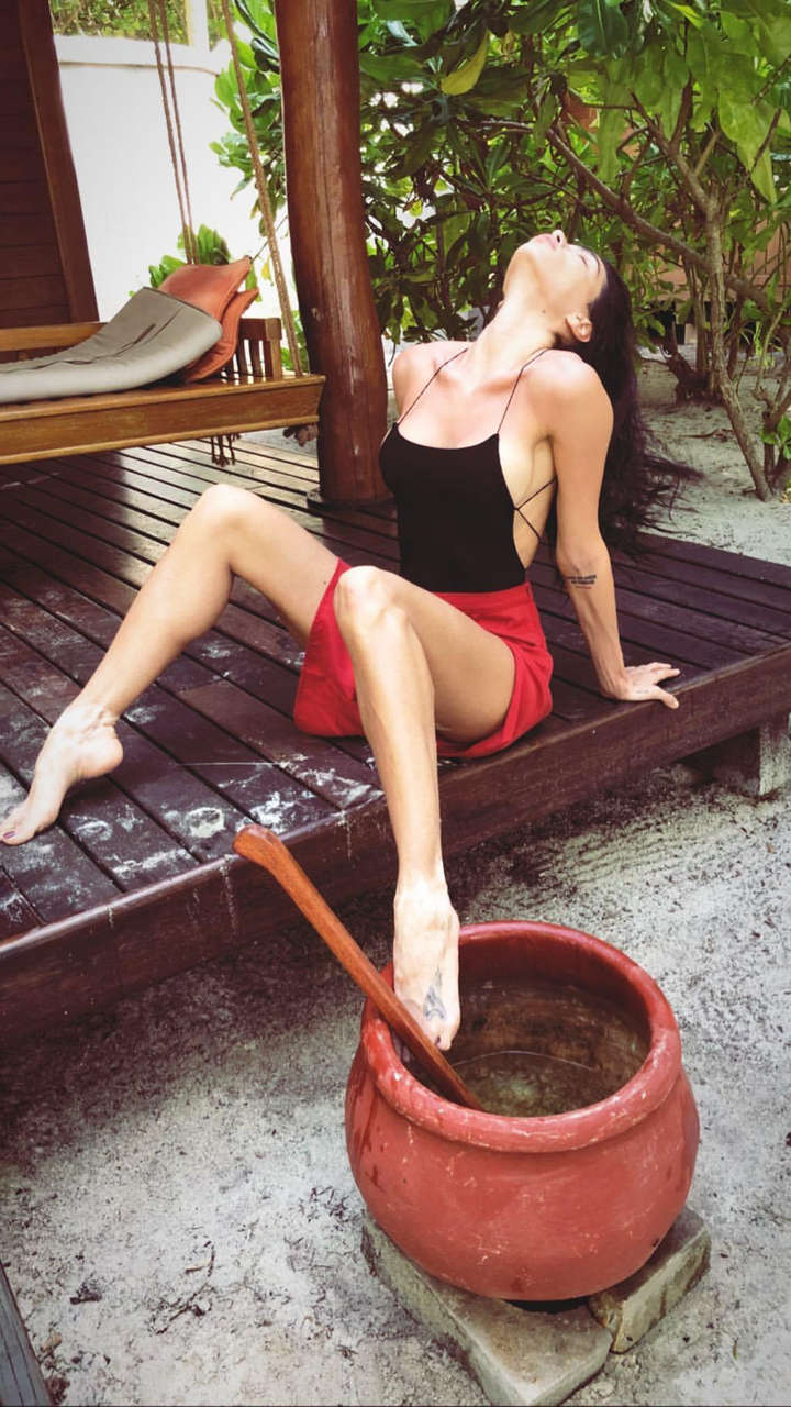 Jovana Djordjevic Feet