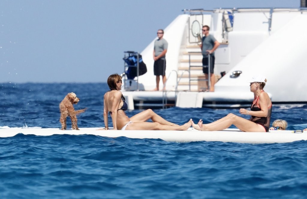 Jennifer Flavin Feet