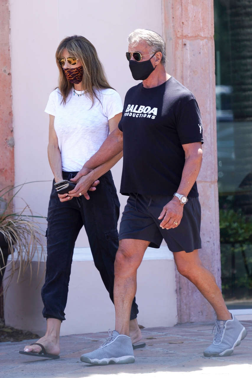 Jennifer Flavin Feet