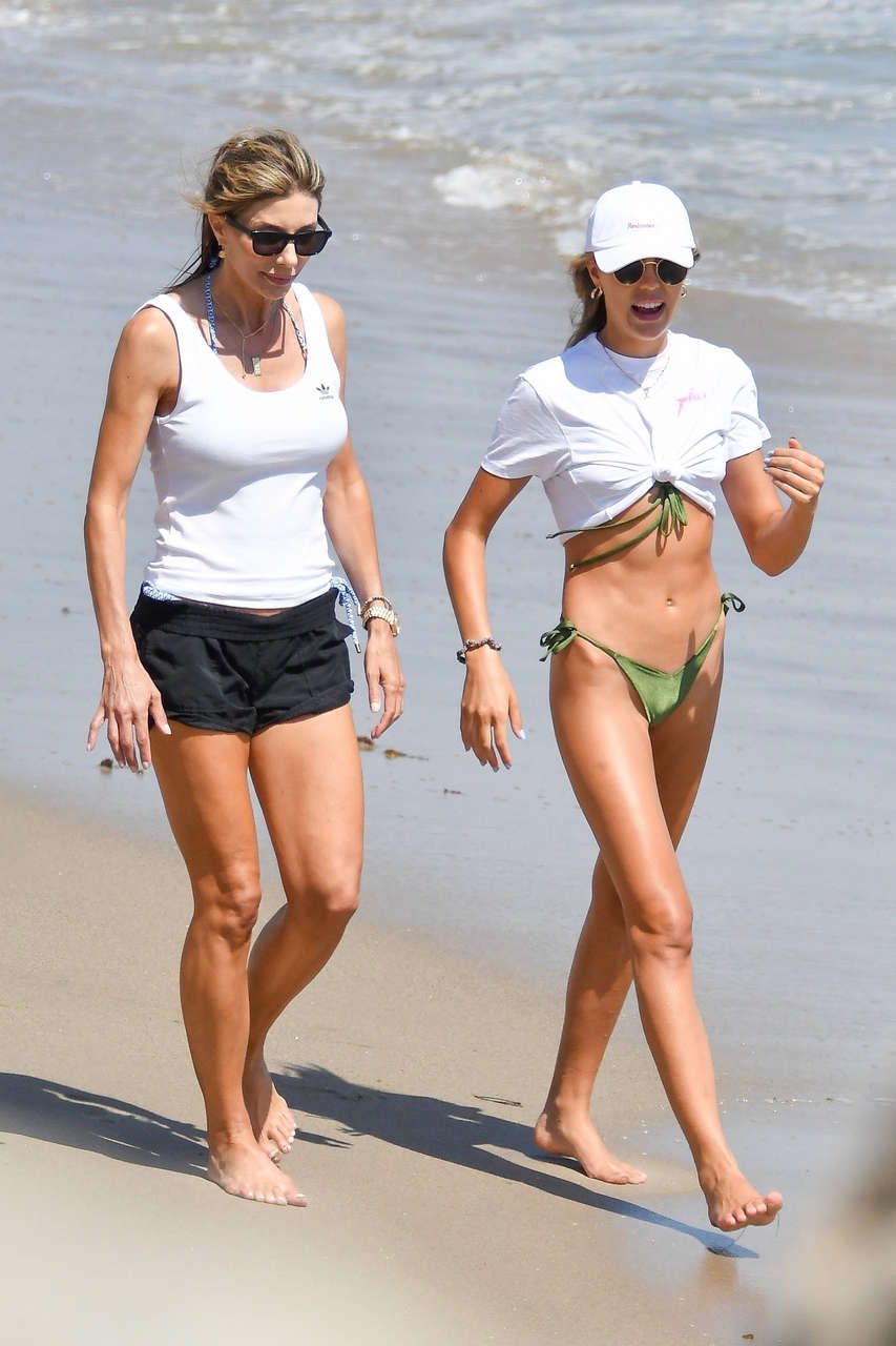 Jennifer Flavin Feet