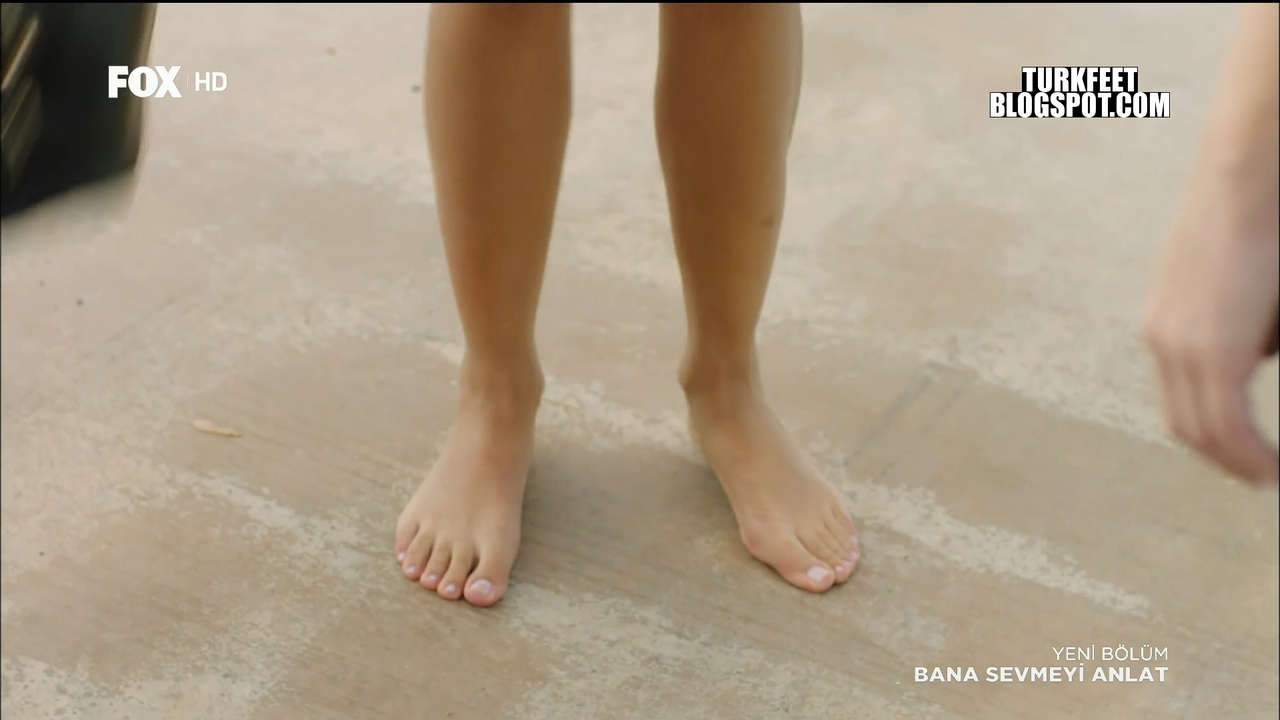 Seda Bakan Feet