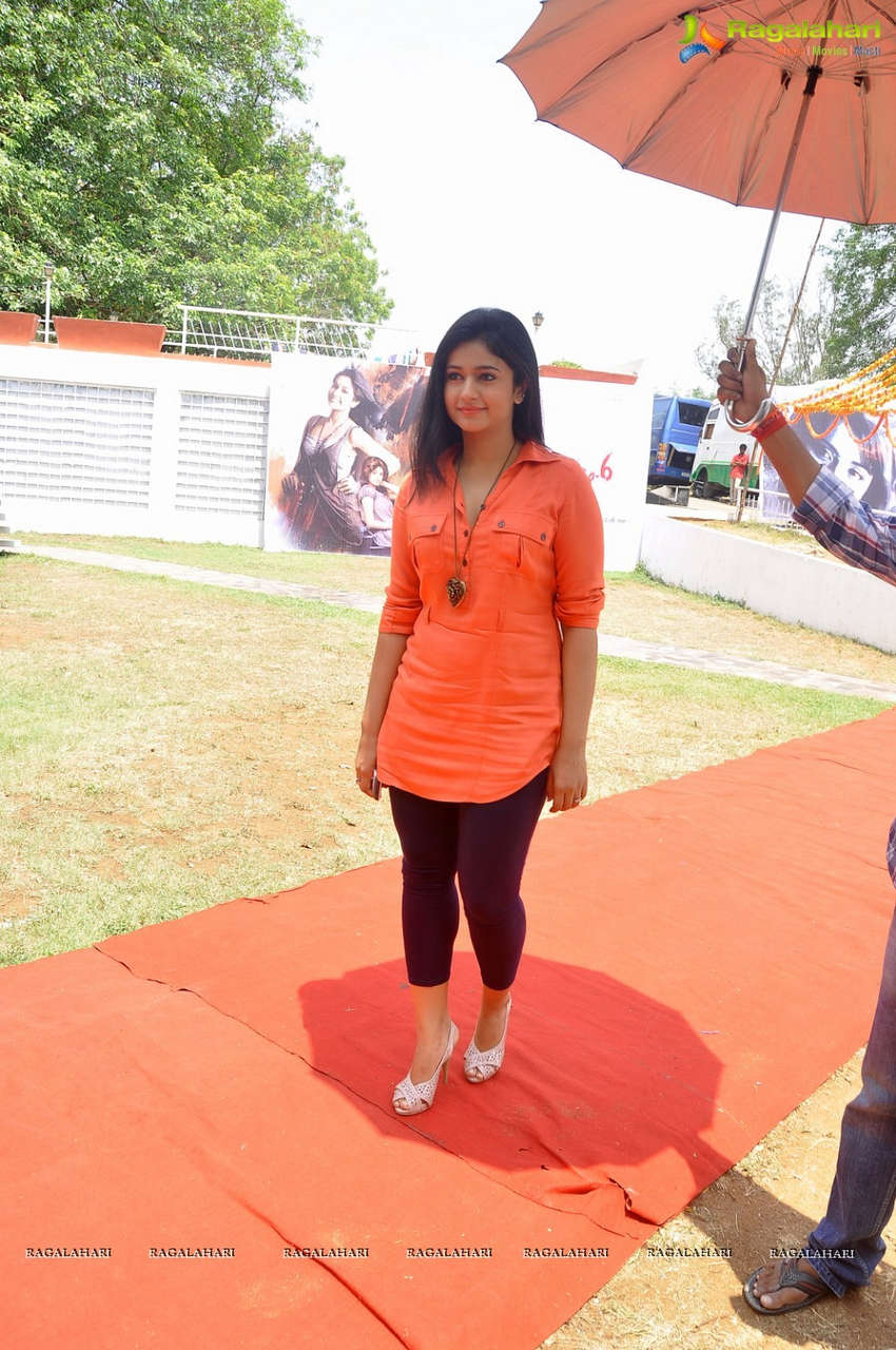 Poonam Bajwa Feet