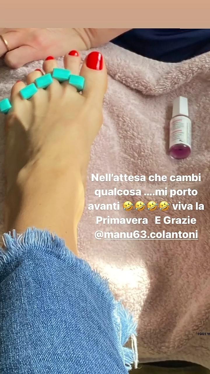 Luisa Ranieri Feet