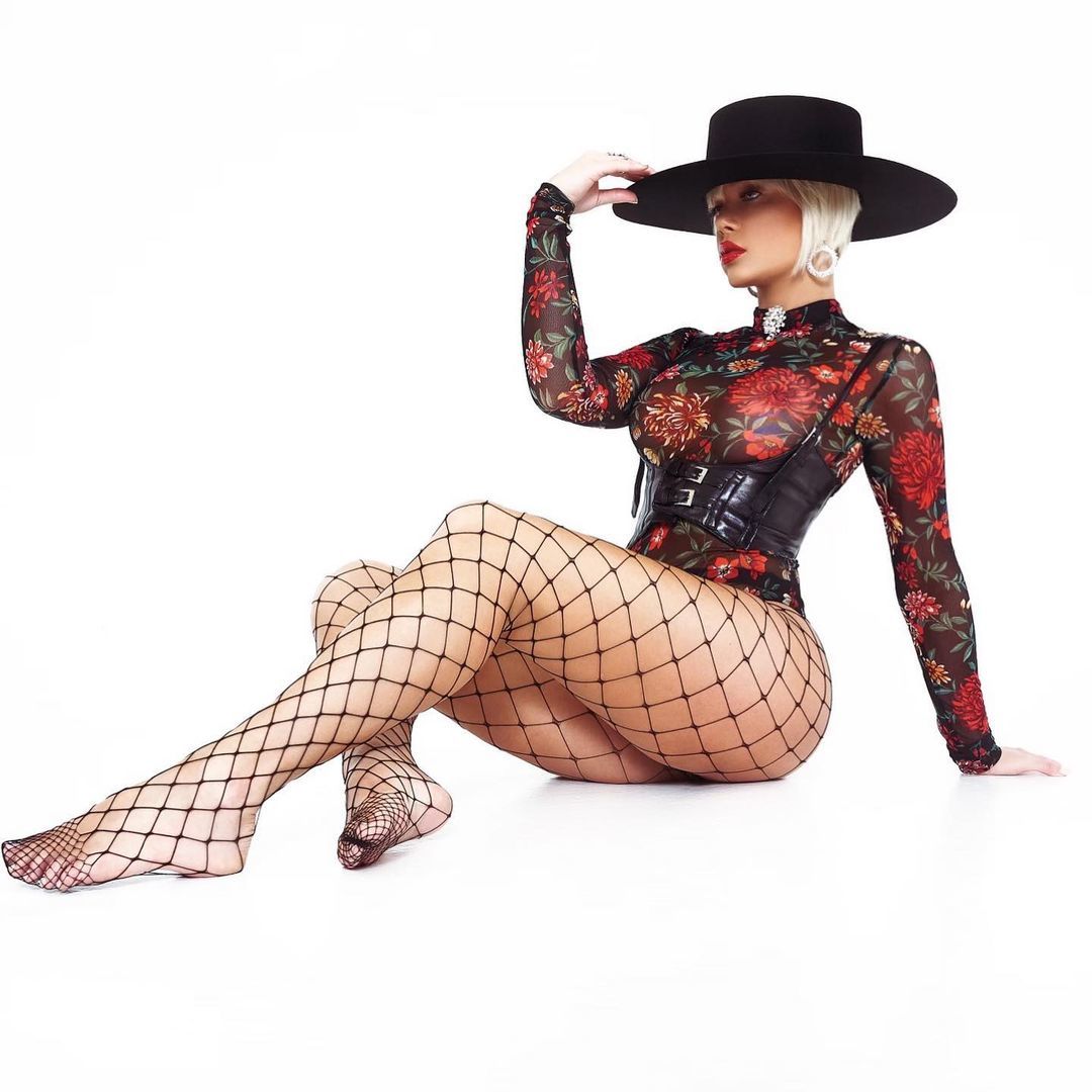 Ashley Martelle Feet