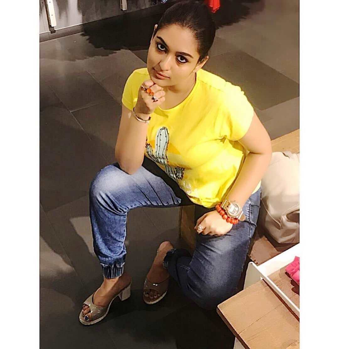 Prayaga Martin Feet
