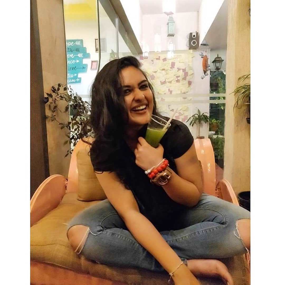 Prayaga Martin Feet