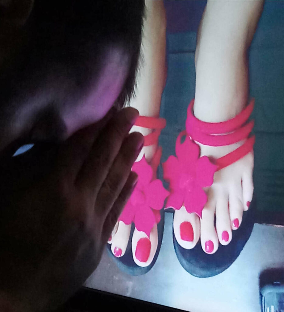 Rabi Pirzada Feet (119 photos)
