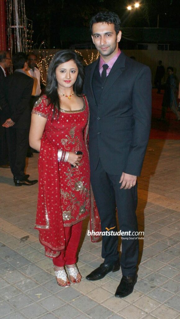 Rashami Desai Feet (107 photos)