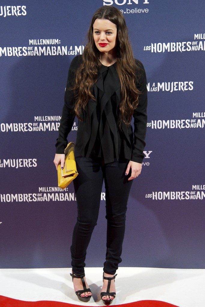 Adriana Torrebejano Feet