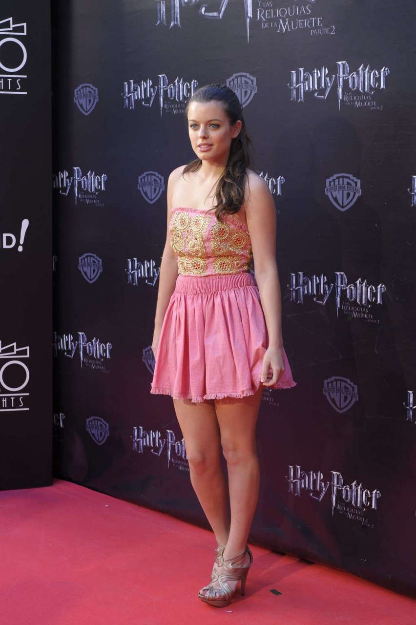 Adriana Torrebejano Feet