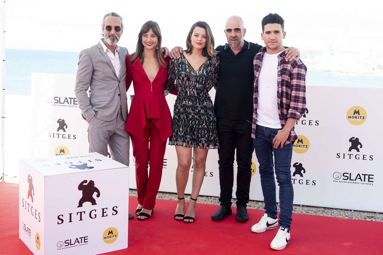 Adriana Torrebejano Feet