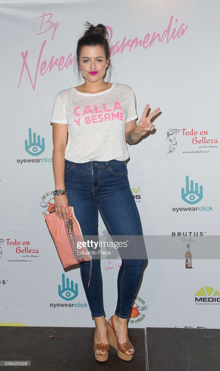 Adriana Torrebejano Feet