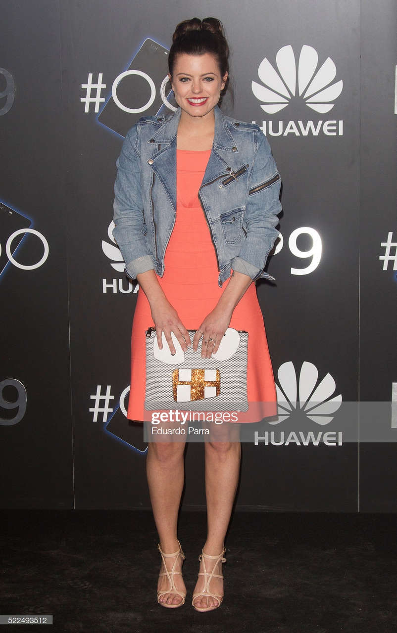 Adriana Torrebejano Feet