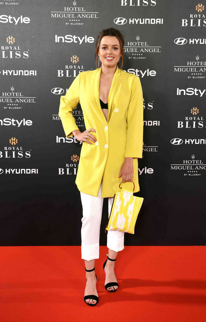 Adriana Torrebejano Feet