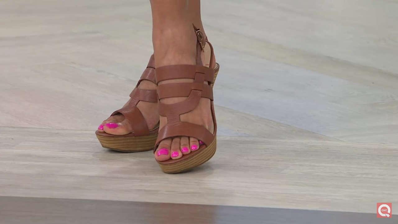 Brenda Kaye Brabham Feet