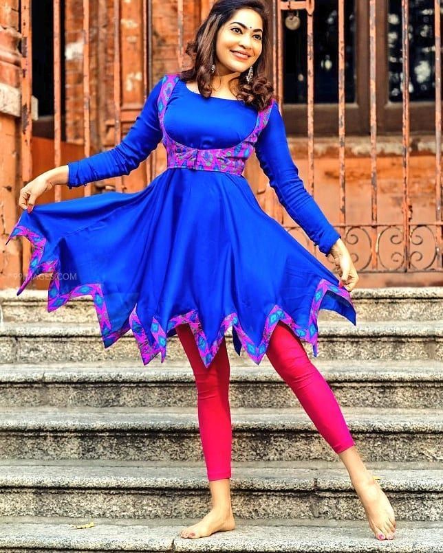 Ramya Subramanian Feet