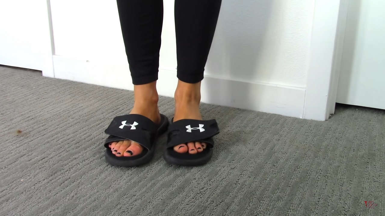 Jacqueline Scislowski Feet