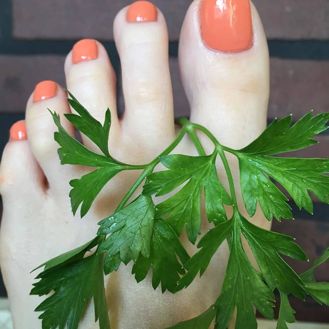 Natalya Minyaeva Feet