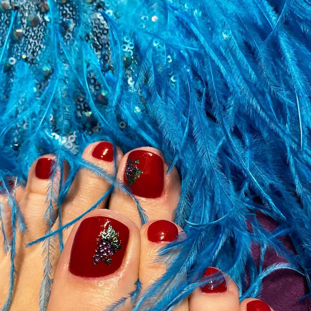 Natalya Minyaeva Feet