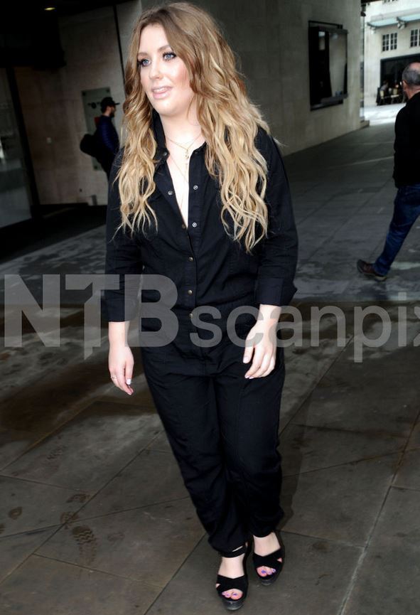 Ella Henderson Feet