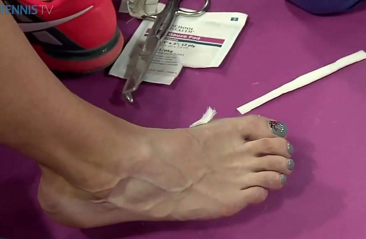 Tsvetana Pironkova Feet