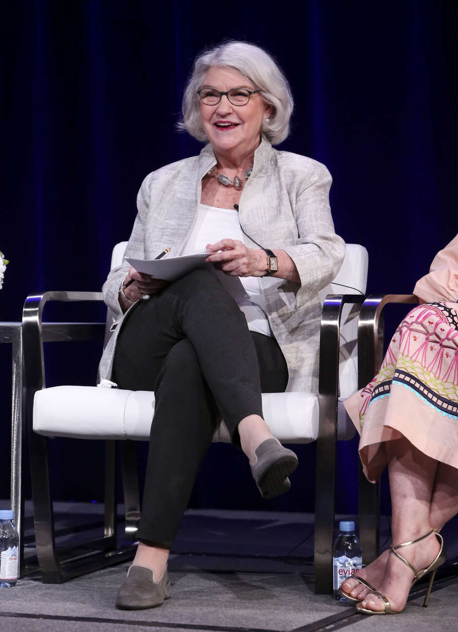 Stefanie Martini Feet