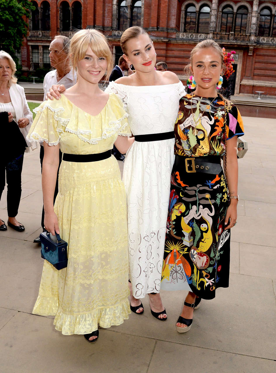 Stefanie Martini Feet