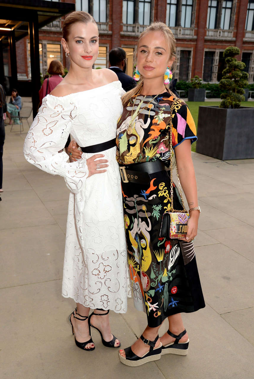 Stefanie Martini Feet