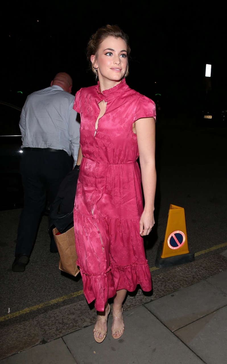 Stefanie Martini Feet