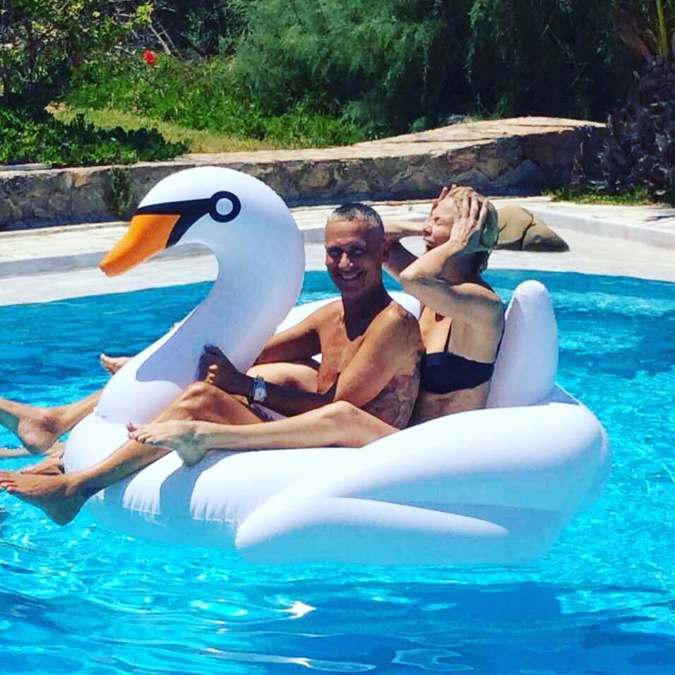 Konstadina Mihael Feet