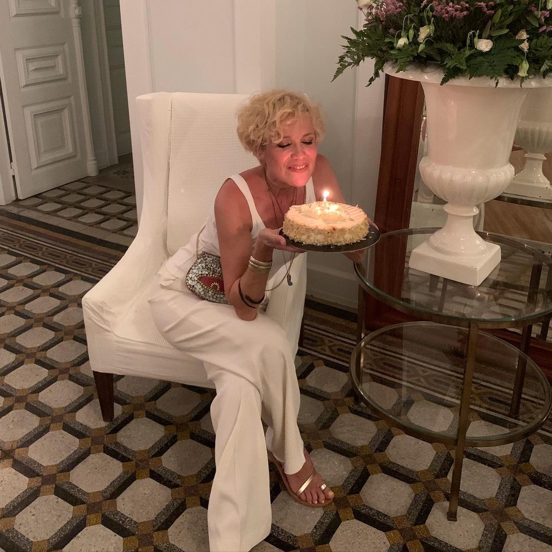 Konstadina Mihael Feet