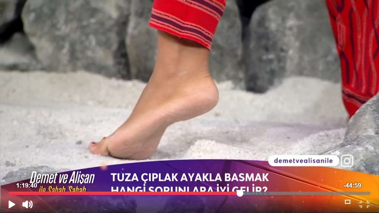 Demet Akalin Feet